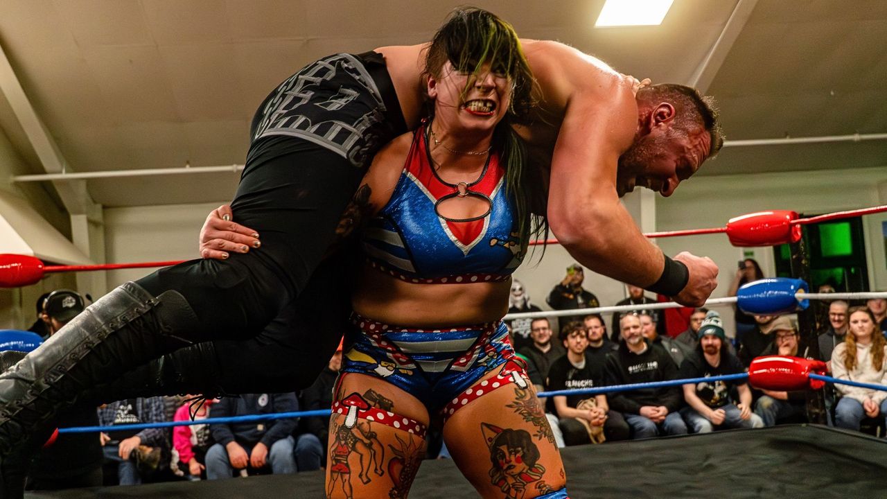 Limitless: Gabby Forza vs. Donovan Dijak - World Title